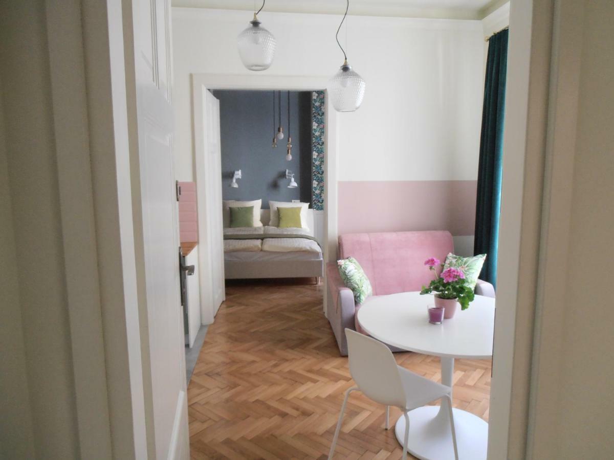 Apartamenty Rudi Krakow Ngoại thất bức ảnh